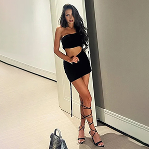 Betti Nice - Escort Model in Cologne gives Dominant Body Massage Betti Nice - Escort Model in Cologne gives Dominant Body Massage