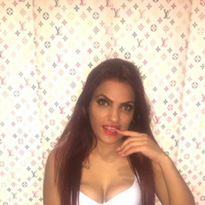 Delya – Hobby Whores Potsdam 21 Years Colon Massage Brings You To The Climax With Striptease