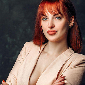 Rosemary – Escort Lady from Bonn prioritizes heavily erotic Lingammassage